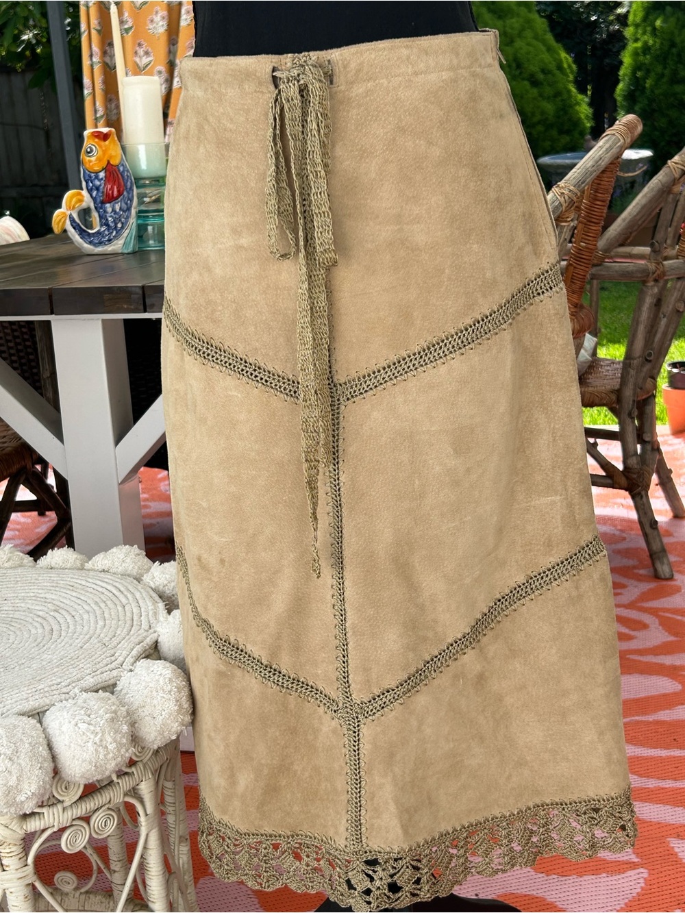 Y2K vintage Warehouse suede crochet skirt size 6